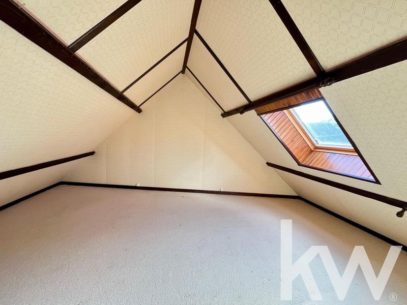 Maison - 180 m² - 8 pièces