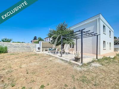 Maison - 178 m² - 8 pièces