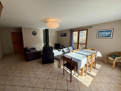 Maison - 180 m² - 6 pièces