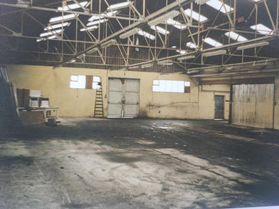 Bureau - 720 m² - 2 pièces