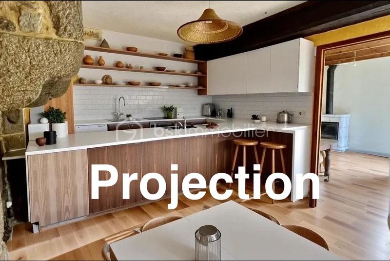 Maison en pierre - 114 m² - 5 pièces