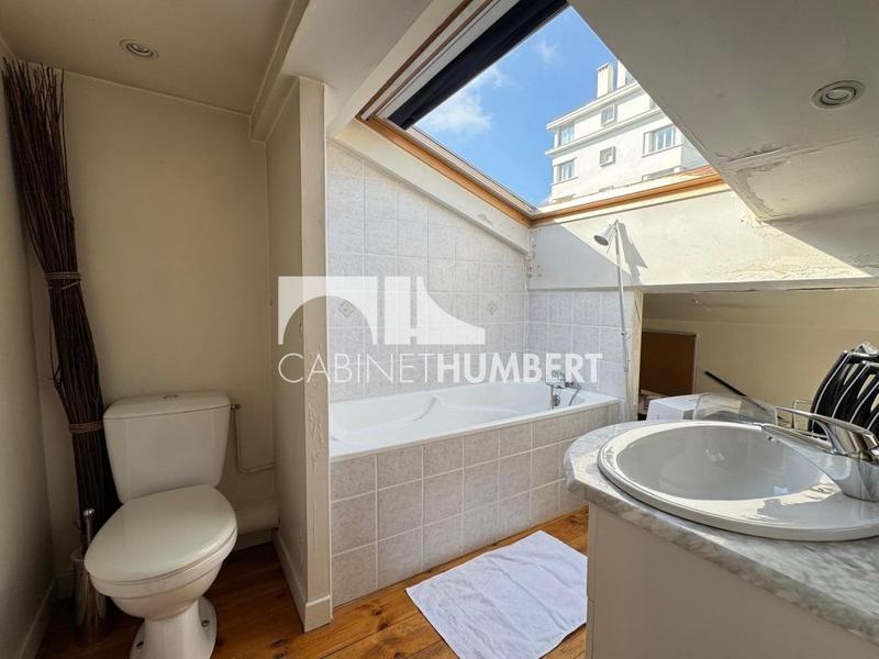 Appartement - 121 m² - 5 pièces