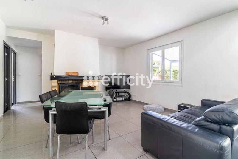 Maison - 166 m² - 5 pièces