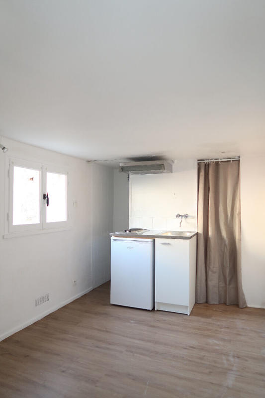 Bureau - 9 m² - 1 pièce