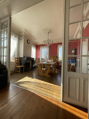 Maison - 184 m² - 7 pièces