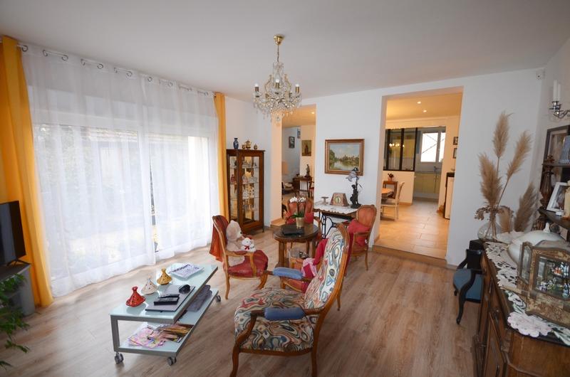 Maison de ville - 94 m² - 4 pièces