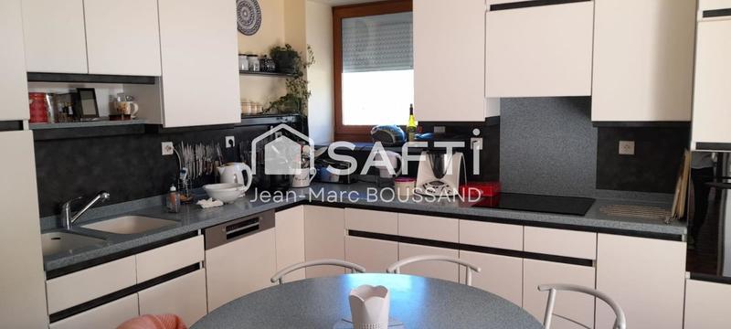 Maison - 165 m² - 7 pièces