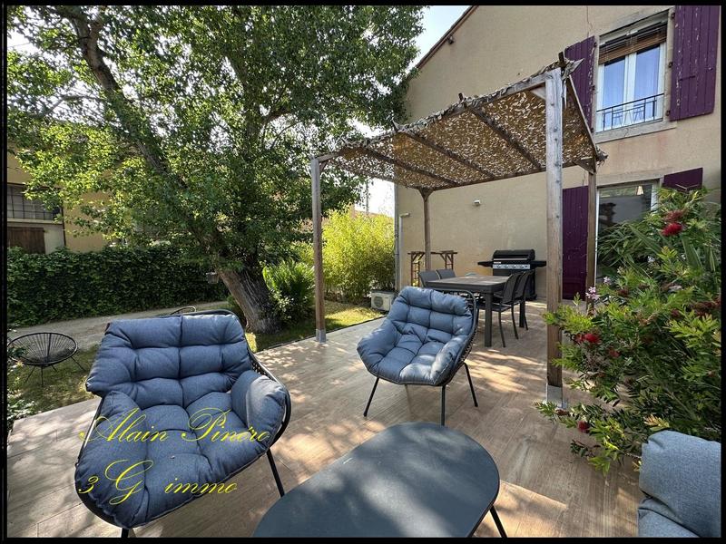 Maison - 91 m² - 4 pièces