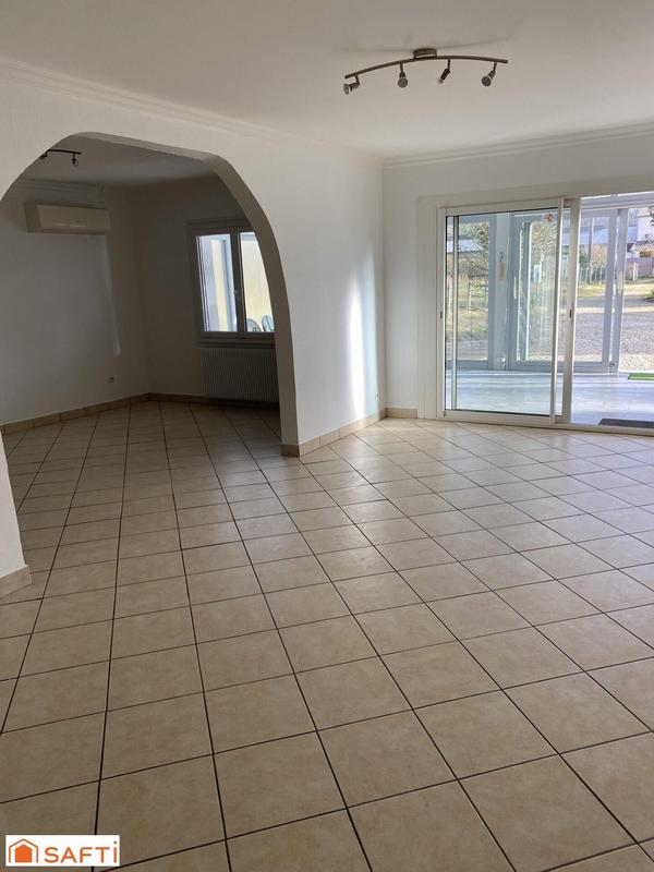 Maison - 140 m² - 6 pièces