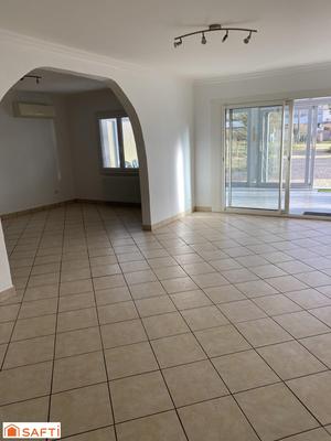 Maison - 140 m² - 6 pièces