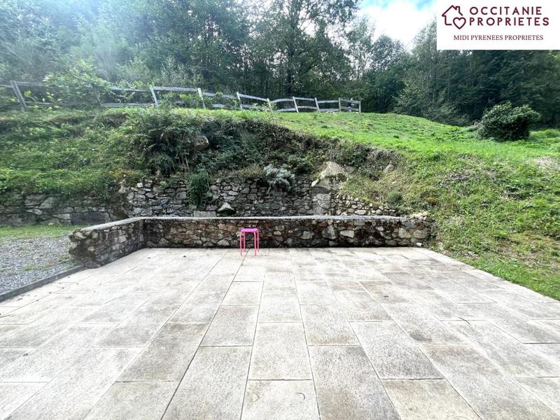 Propriété - 86 m² - 4 pièces