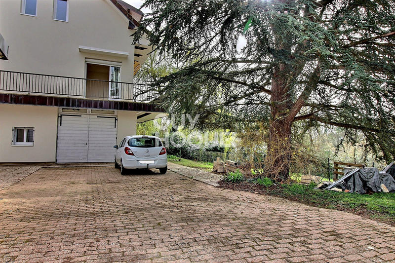 Maison - 143 m² - 7 pièces