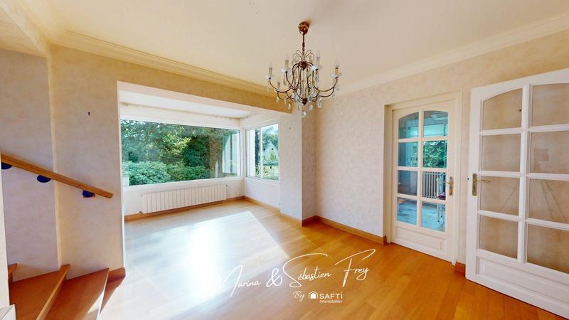 Maison - 170 m² - 6 pièces