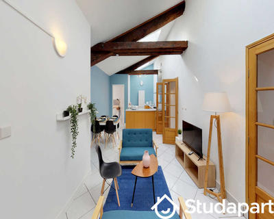 Chambre - 130 m² - 1 pièce