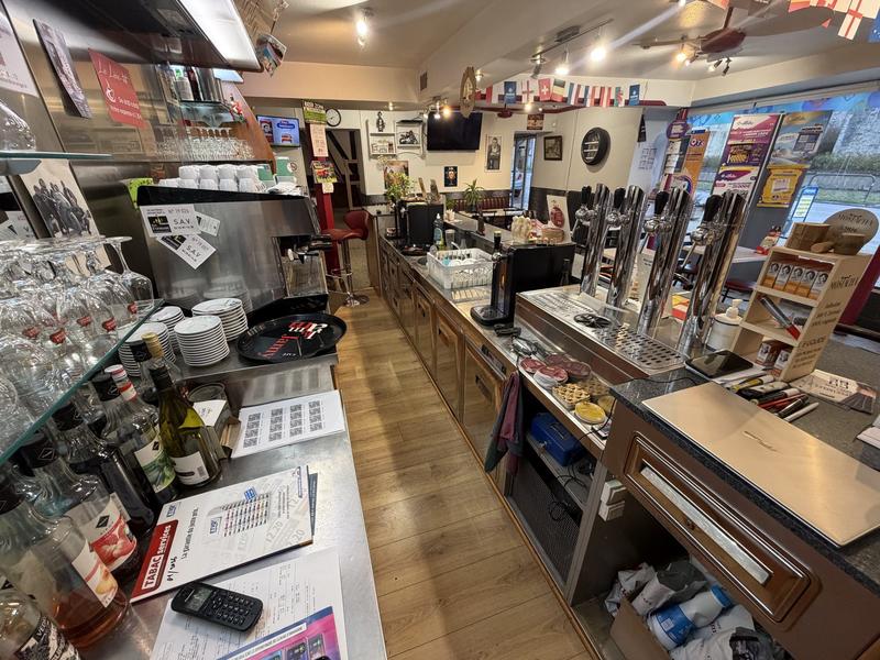 Fonds de commerce - 150 m²