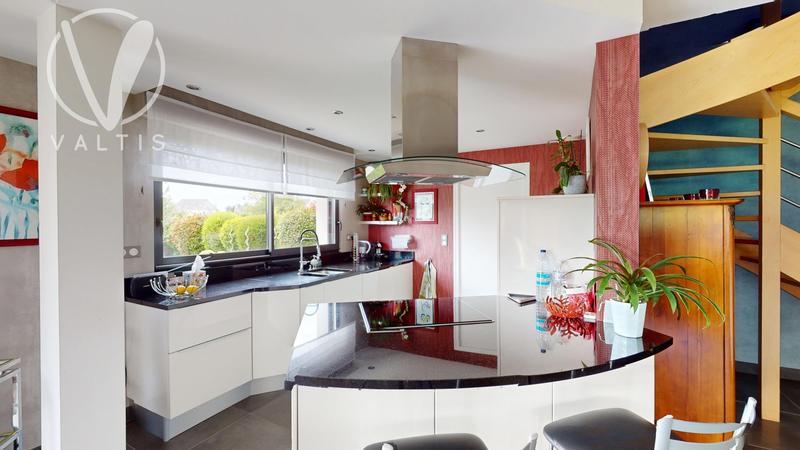 Maison contemporaine - 200 m² - 7 pièces