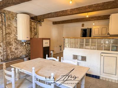 Maison de village - 280 m² - 11 pièces