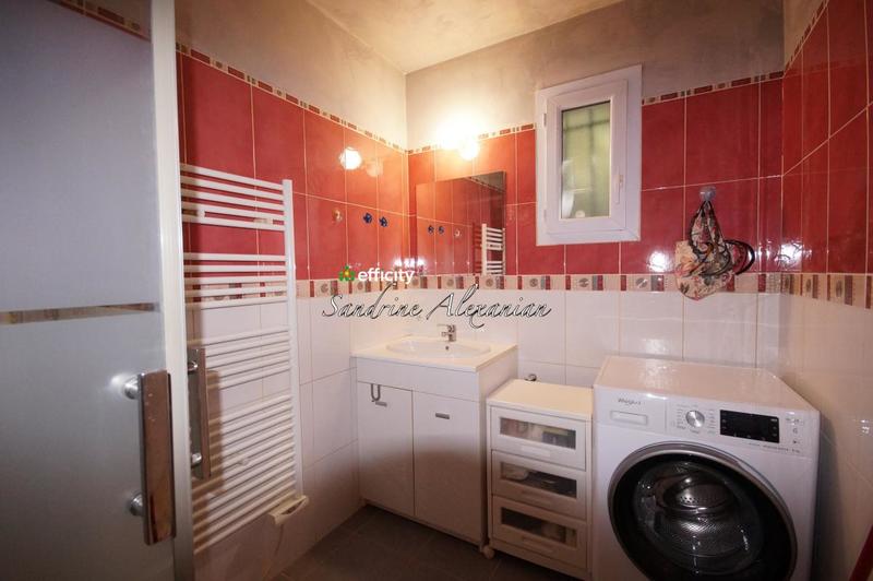 Maison - 104 m² - 5 pièces