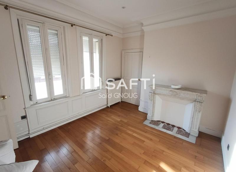 Appartement - 150 m² - 5 pièces