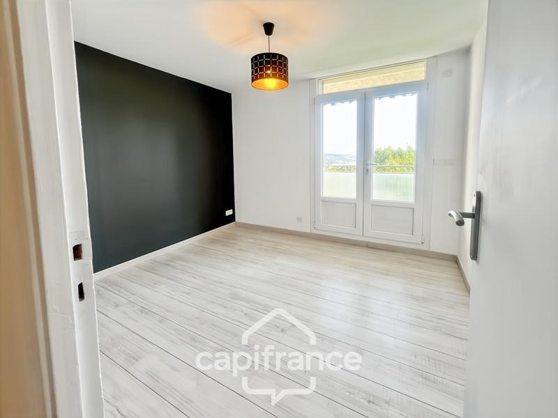 Appartement - 76 m² - 4 pièces
