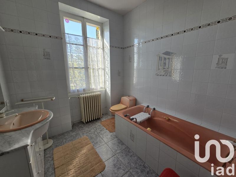 Château - 650 m² - 20 pièces