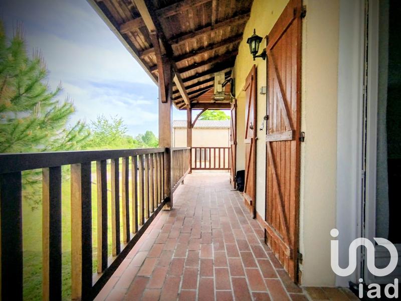 Maison - 181 m² - 7 pièces