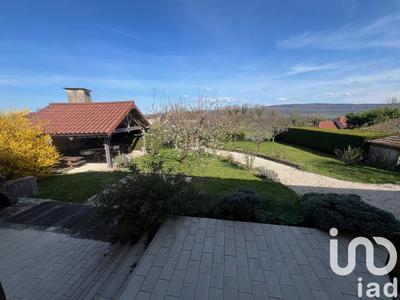 Maison de village - 234 m² - 10 pièces