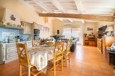 Maison - 112 m² - 4 pièces