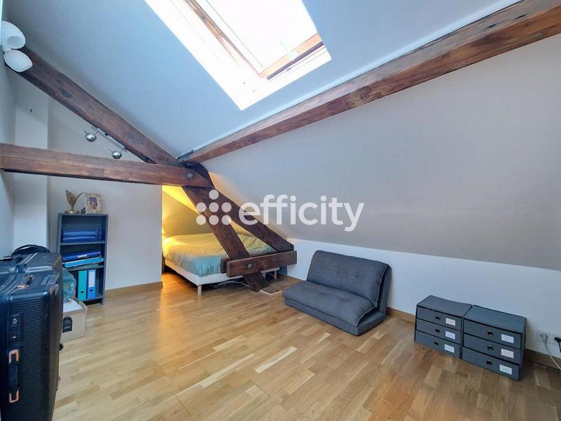 Appartement - 85 m² - 3 pièces