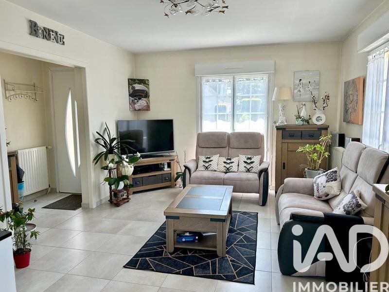 Maison - 185 m² - 8 pièces