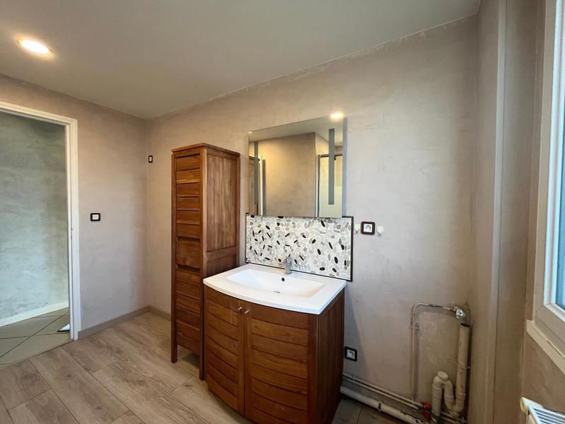 Appartement - 77 m² - 3 pièces