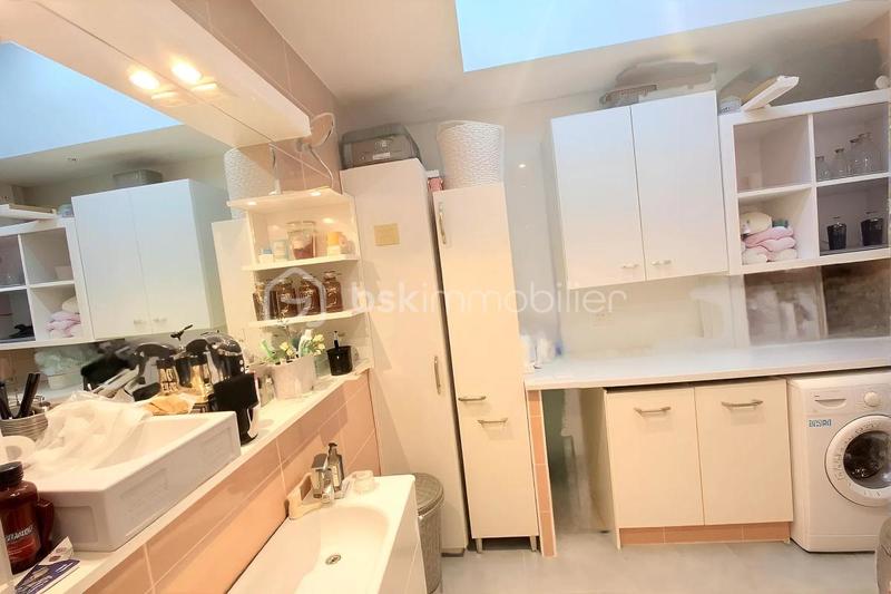 Maison - 99 m² - 4 pièces