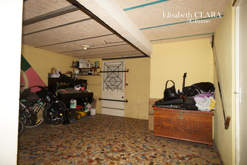 Maison - 96 m² - 5 pièces