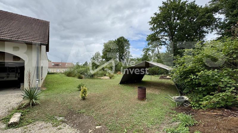 Villa - 215 m² - 14 pièces