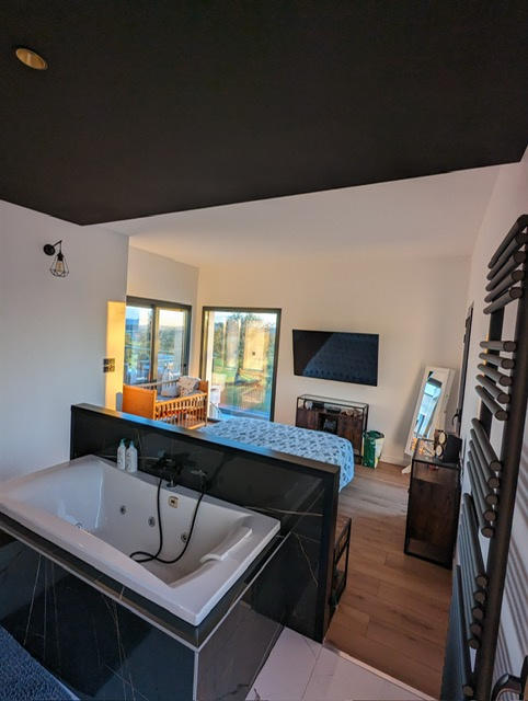 Maison - 258 m² - 6 pièces