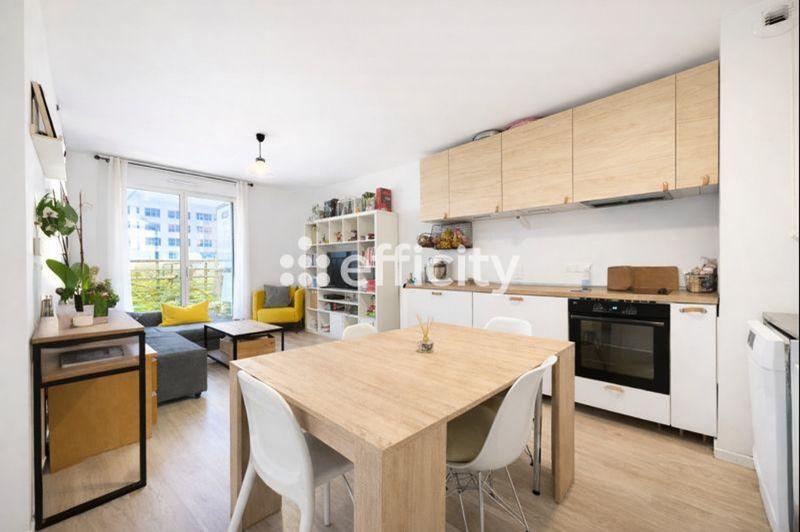 Appartement - 91 m² - 5 pièces