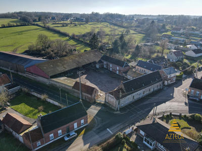 Maison - 260 m² - 4 pièces