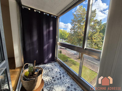 Appartement - 81 m² - 3 pièces