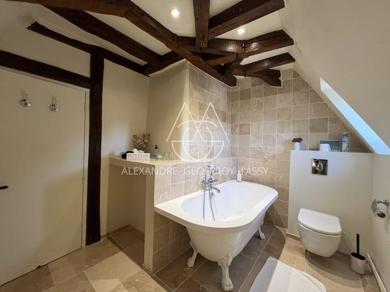 Château - 820 m² - 28 pièces