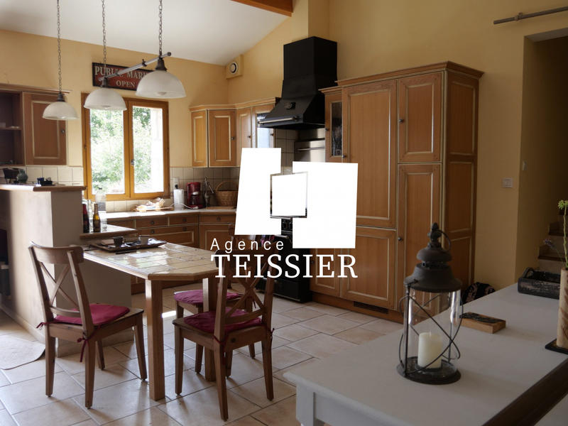 Maison - 118 m² - 3 pièces