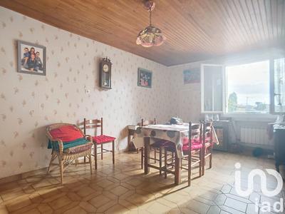 Maison - 80 m² - 5 pièces