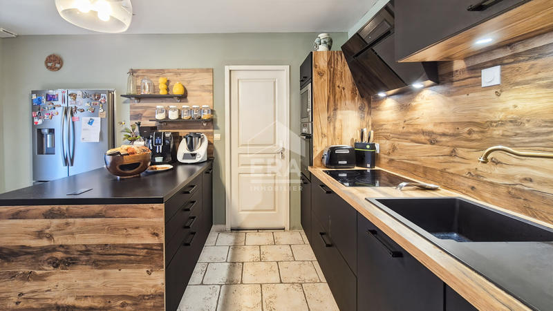 Maison - 100 m² - 5 pièces