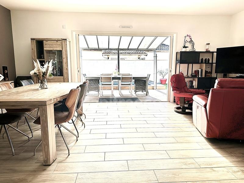 Maison - 112 m² - 5 pièces