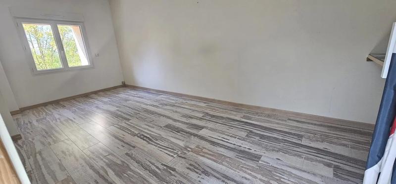 Maison - 224 m² - 7 pièces