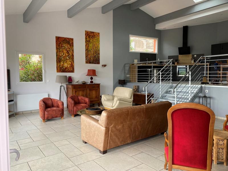 Maison - 165 m² - 5 pièces