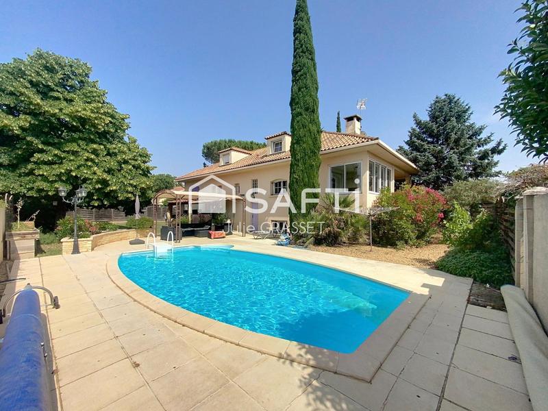 Maison - 150 m² - 7 pièces