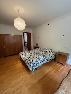 Maison - 240 m² - 7 pièces