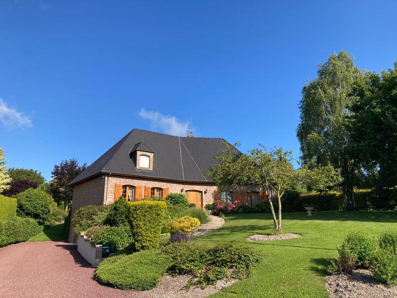 Maison - 202 m² - 6 pièces