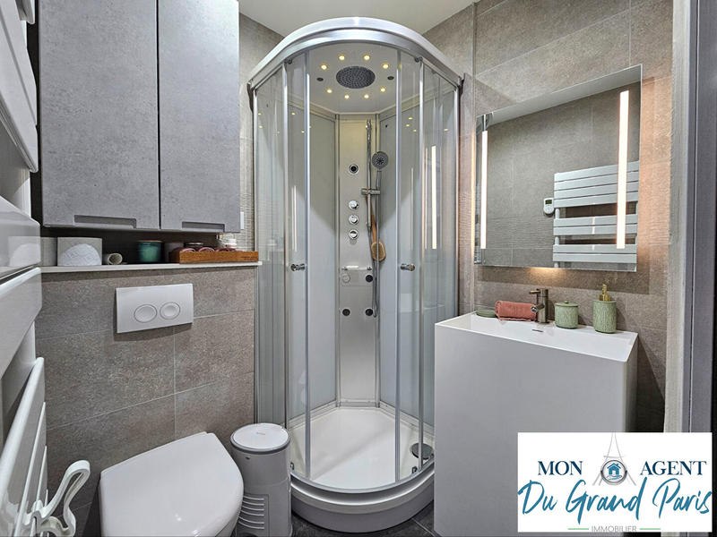 Maison - 192 m² - 8 pièces