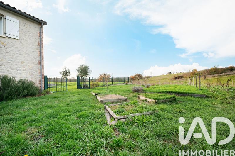 Maison - 324 m² - 5 pièces